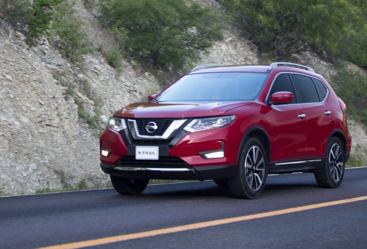 Nissan X-Trail giảm giá 'cực sốc' gần 100 triệu tại đại lý